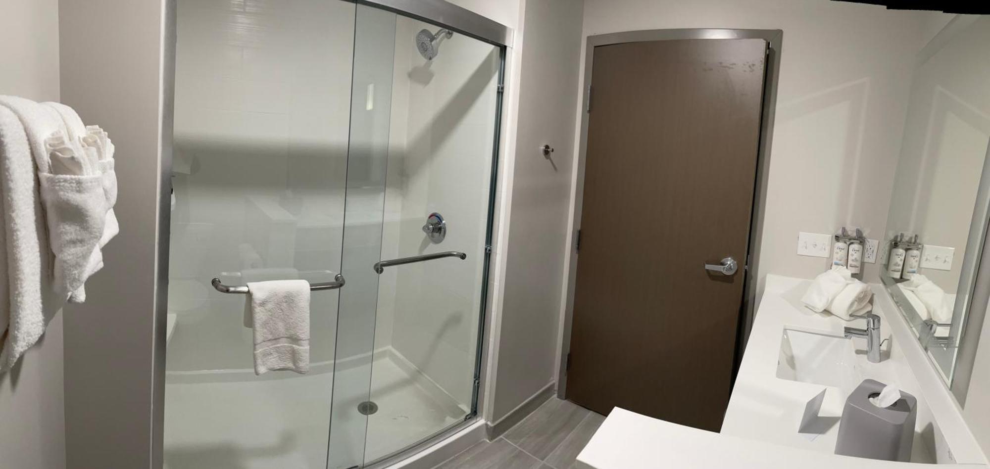 Holiday Inn Express & Suites Muskegon - Grand Haven By Ihg Esterno foto