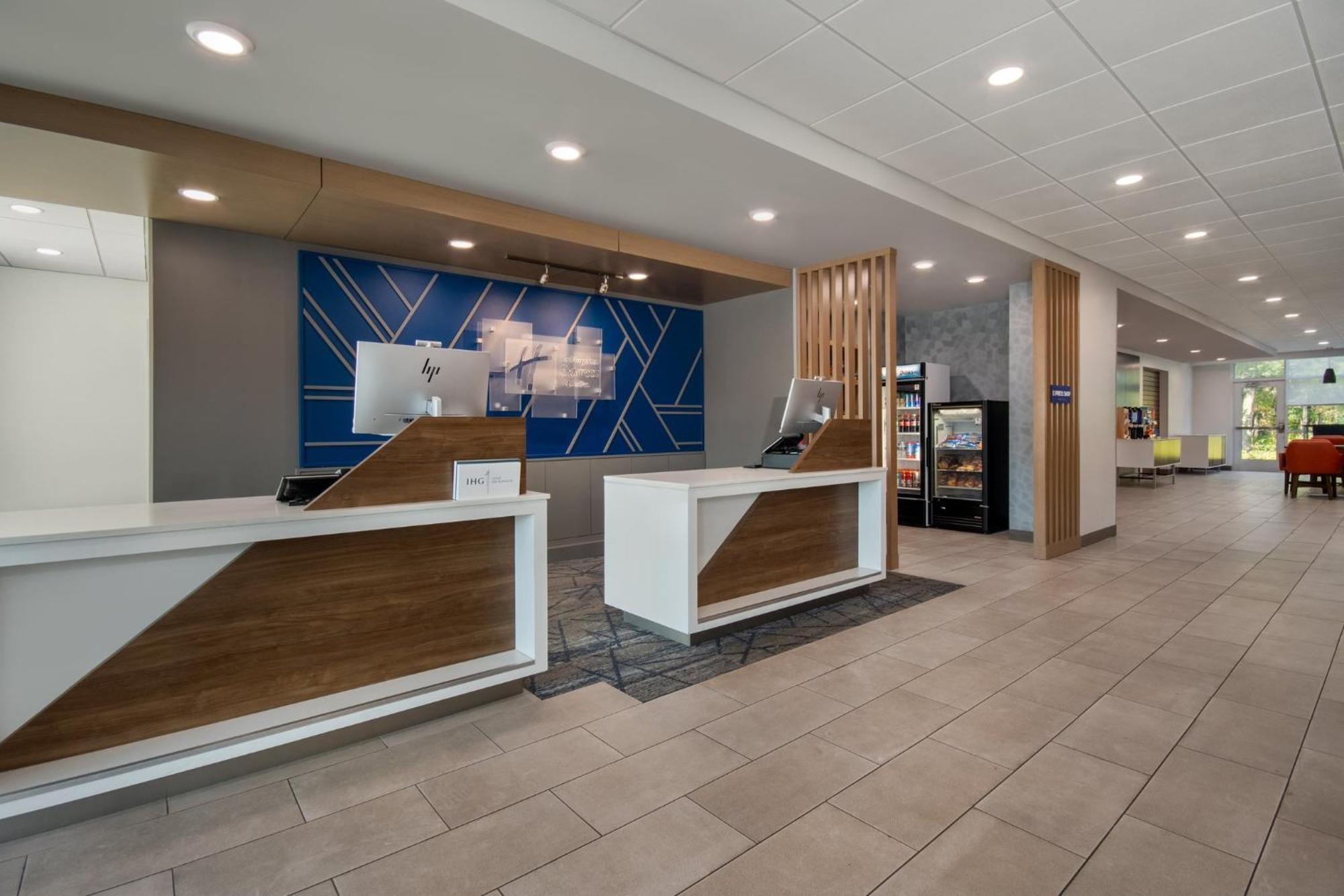 Holiday Inn Express & Suites Muskegon - Grand Haven By Ihg Esterno foto