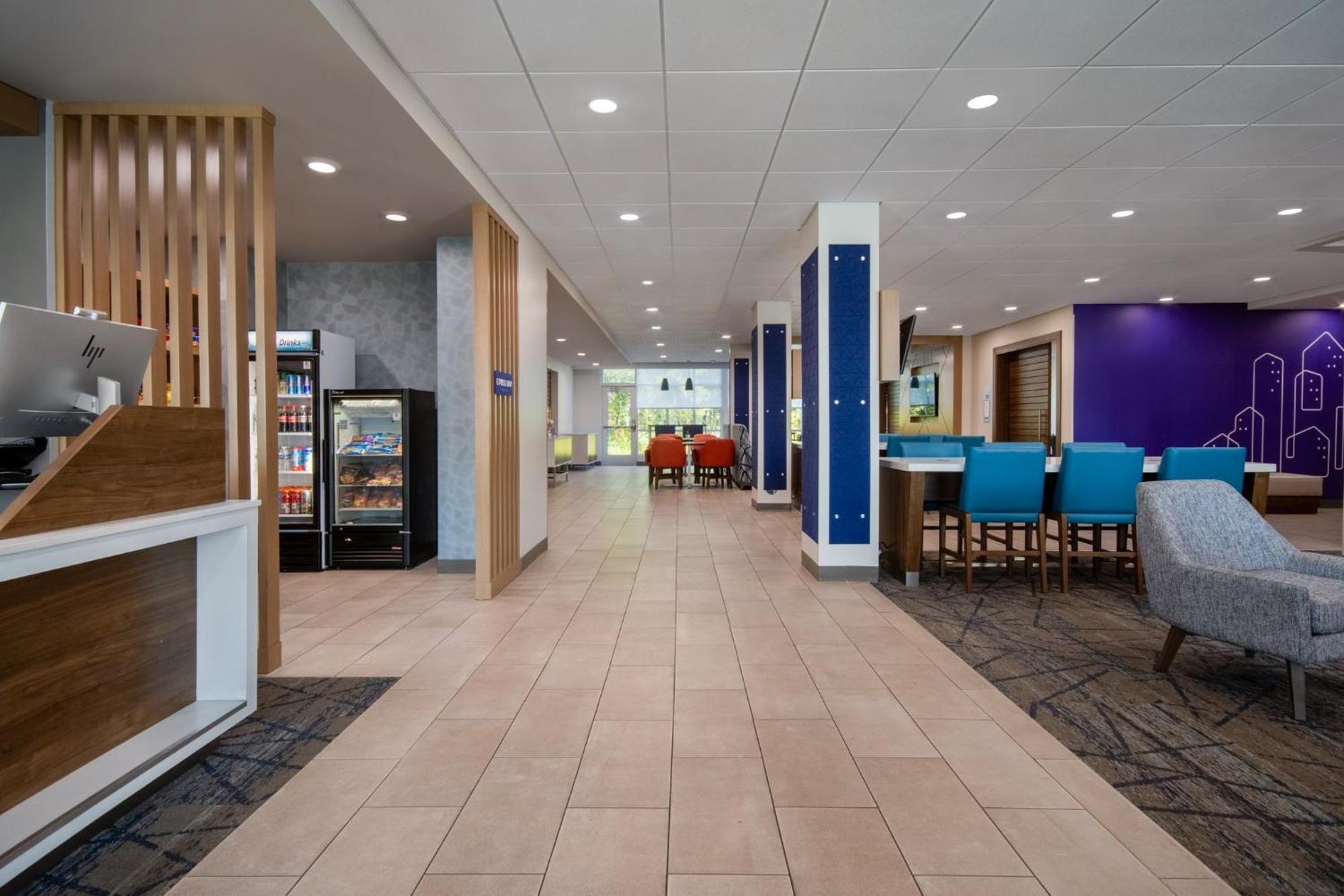 Holiday Inn Express & Suites Muskegon - Grand Haven By Ihg Esterno foto
